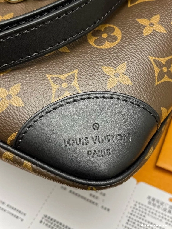 Official oldcobbler VUITTON BOULOGNE LOUIS 0821